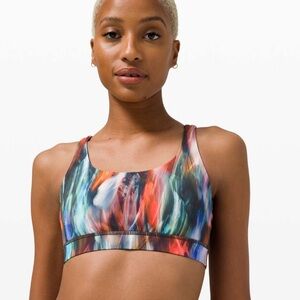 Lululemon Energy Bra *Medium Support, B–D Cup Size 6 in Chroma Fusion Multi